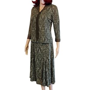 Molly & Maxx Blouse and Skirt Set